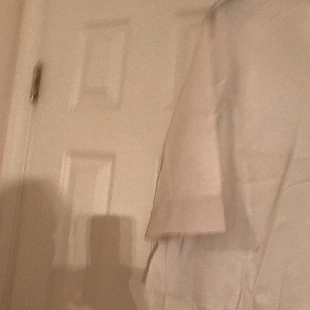 Detailed white button blouse - Picture 4 of 5